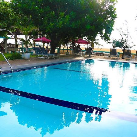 Topaz Beach Hotel Negombo Eksteriør billede