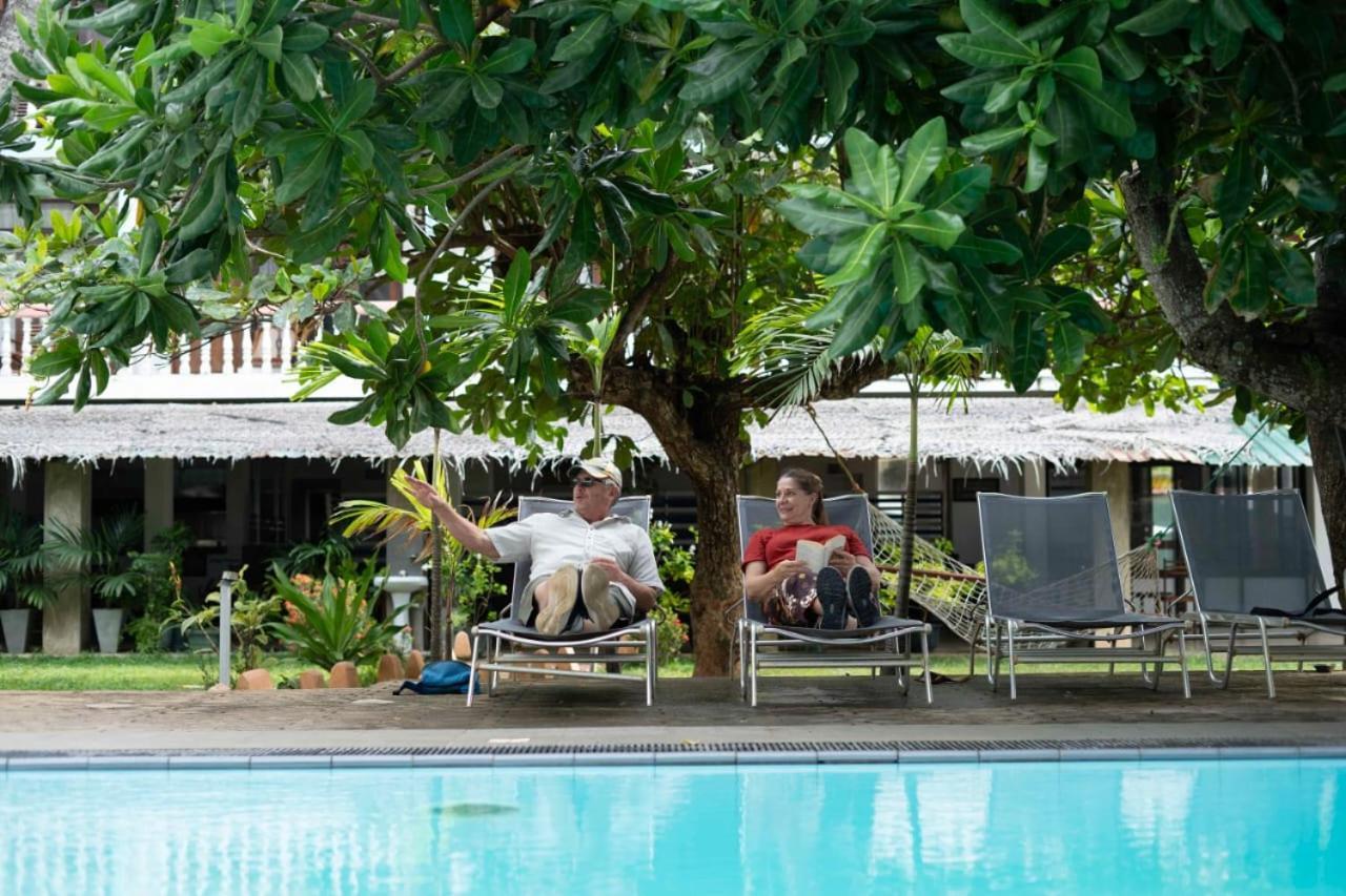 Topaz Beach Hotel Negombo Eksteriør billede