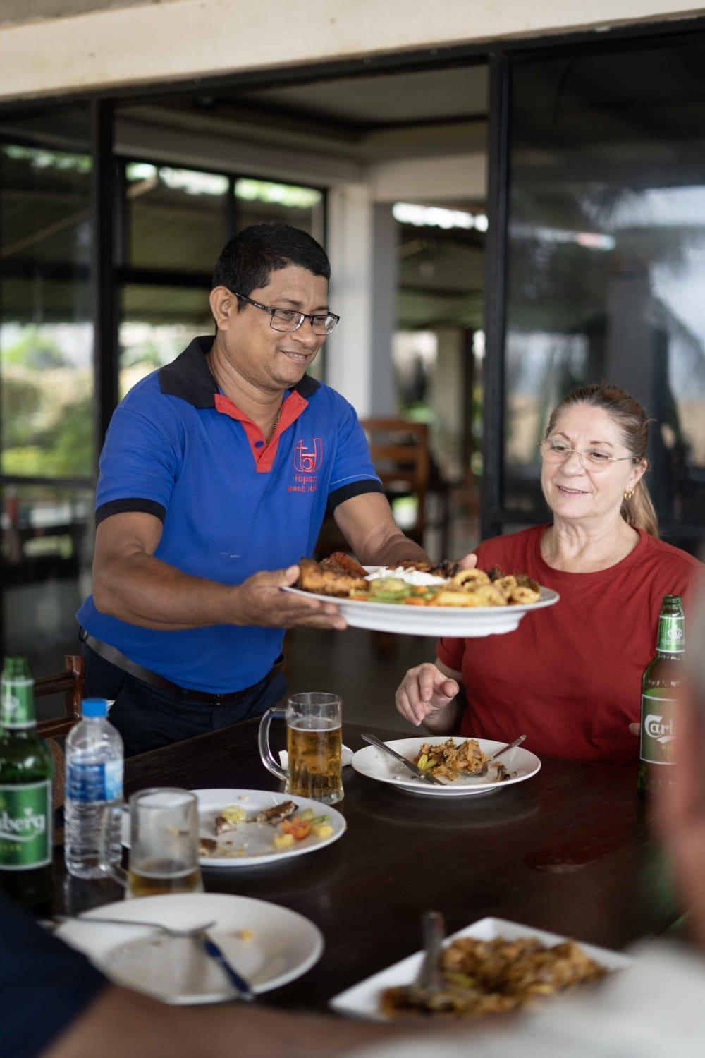 Topaz Beach Hotel Negombo Eksteriør billede